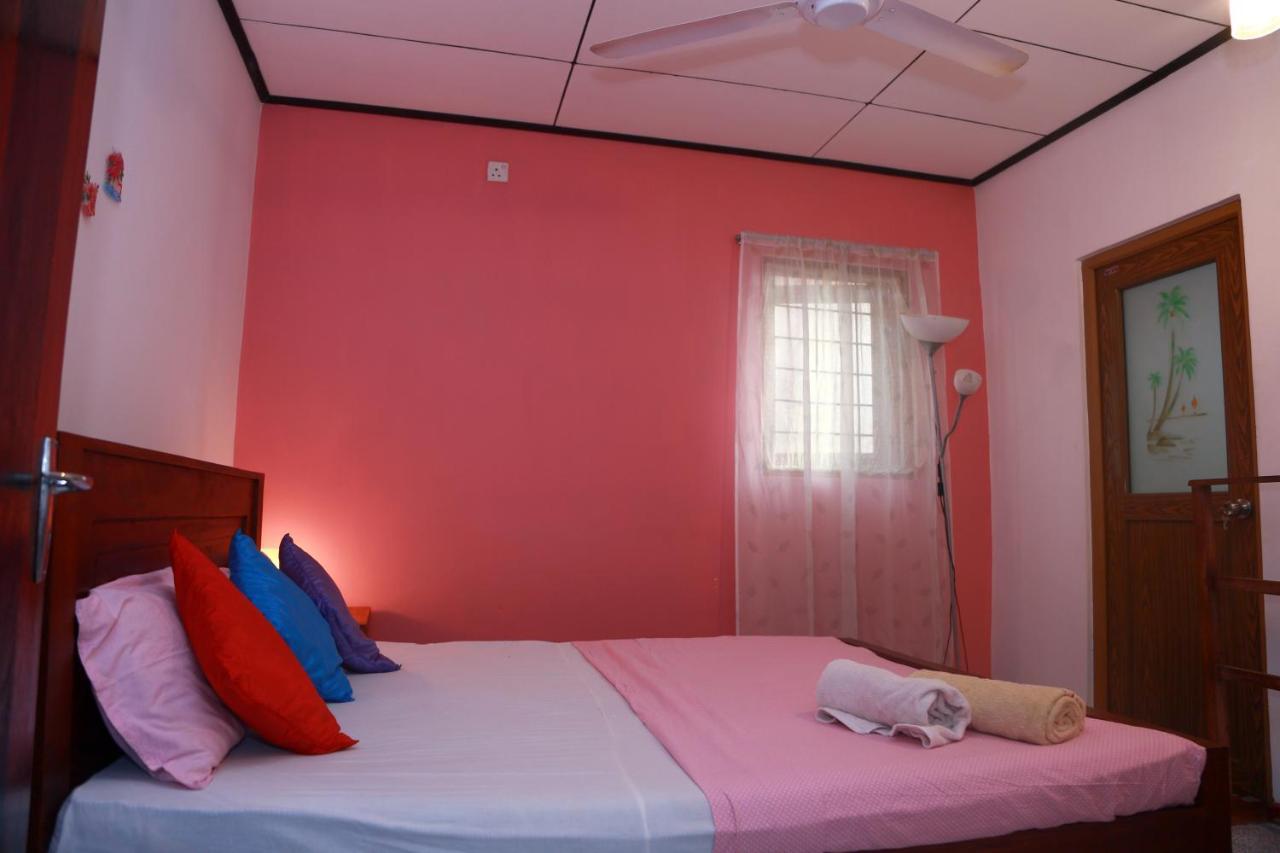 Sea Shine Beach Resort Mirissa Exterior photo